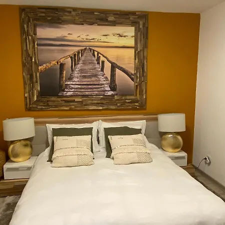 Le Jardin De Celina Bed & Breakfast