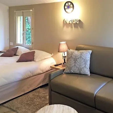 Le Jardin De Celina Bed & Breakfast