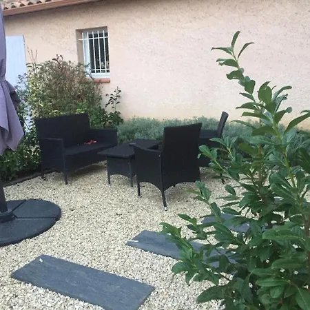 Bed & Breakfast Le Jardin De Celina 3*