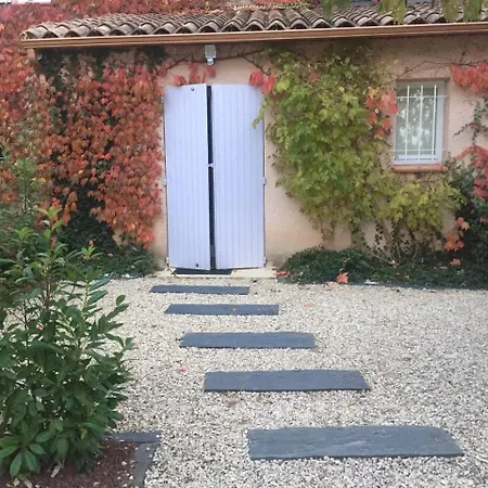 Le Jardin De Celina ベッド・アンド・ブレックファスト ヴァロンソル